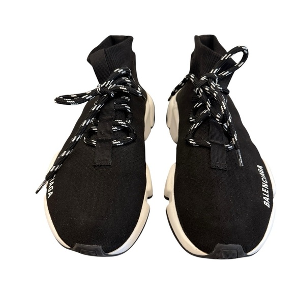 Balenciaga Black and White Speed Trainers - Picture 3 of 9
